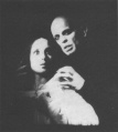 Lucy Harker (Isabelle Adjani) und Nosferatu (Klaus Kinski)